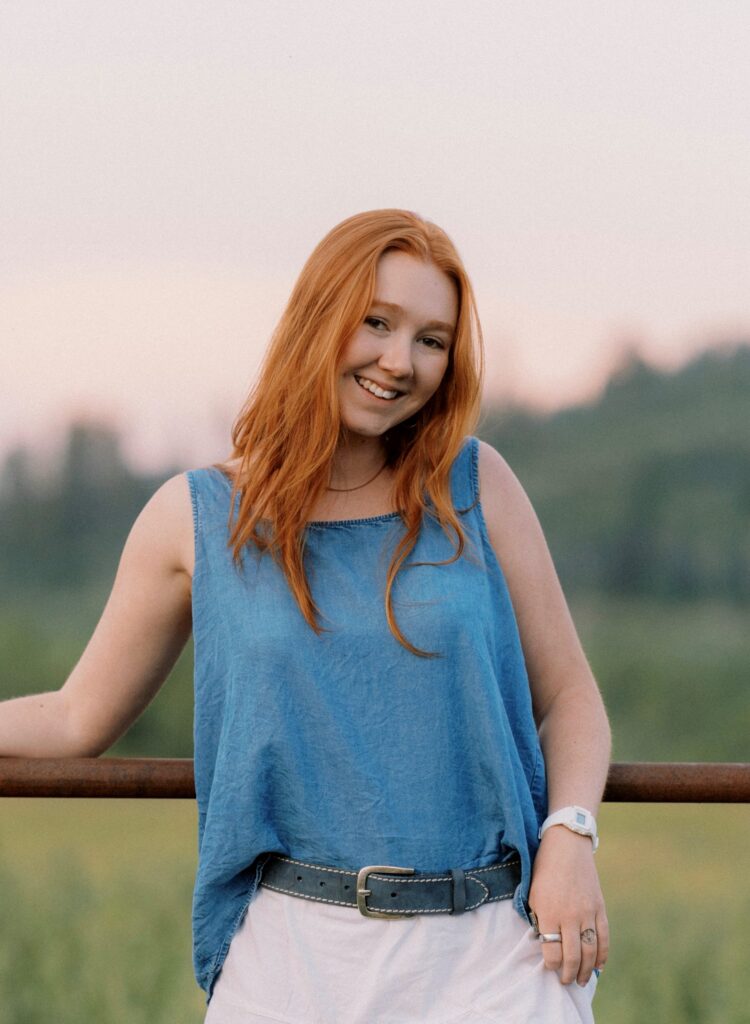 Elissa Owen Headshot